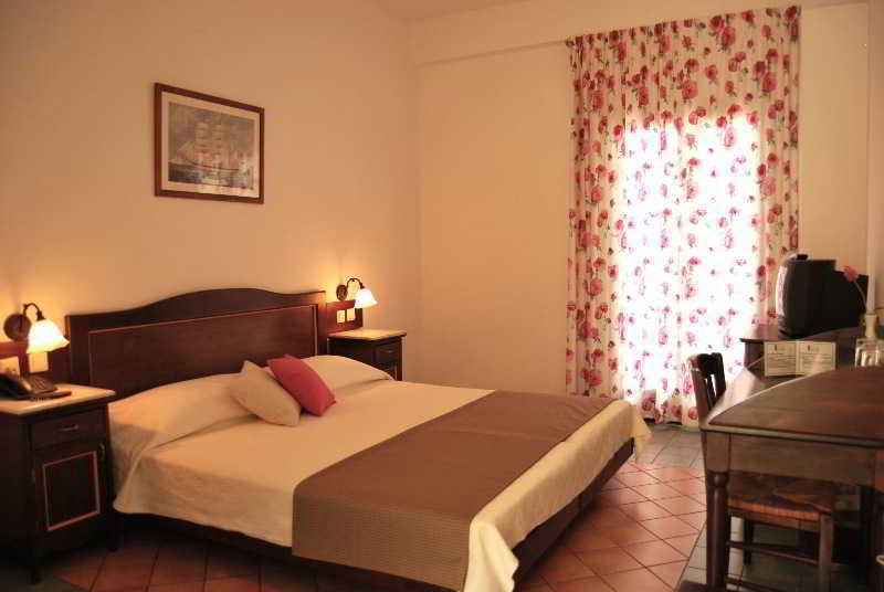 Hotel Erofili 3*